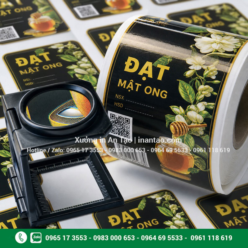 Kiểm tra chất lượng tem nhãn thành phẩm Kiểm tra chất lượng in tem, màu sắc và đường bế