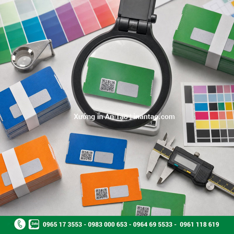 Kiểm tra chất lượng in ấn thẻ cào Kiểm tra màu sắc kích thước mã QR và lớp phủ của thẻ cào